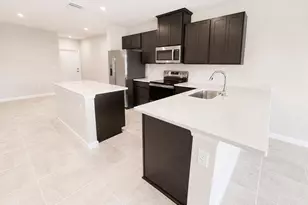 100 Savannah Lks Blvd, Fort Pierce, FL 34982 - Photo 5