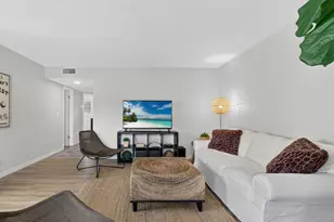 2929 SE Ocean Blvd, Stuart, FL 34996 - Photo 3