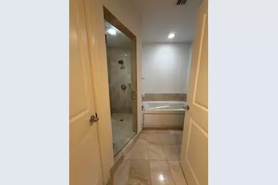 16101 Emerald Estates Drive #153, Weston, FL 33331 - Photo 7