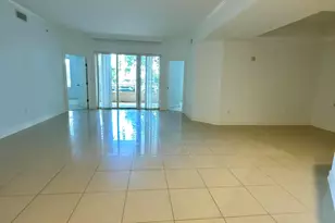 16101 Emerald Estates Dr, Weston, FL 33331 - Photo 5