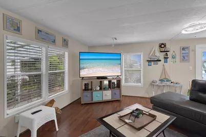 360 NE Jade Circle, Jensen Beach, FL 34957 - Photo 17