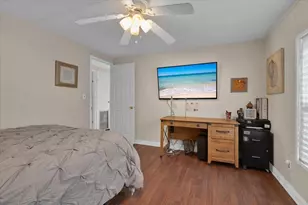 360 NE Jade Cir, Jensen Beach, FL 34957 - Photo 27