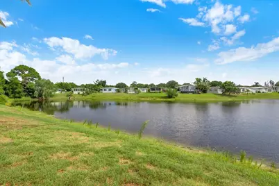 360 NE Jade Circle, Jensen Beach, FL 34957 - Photo 41
