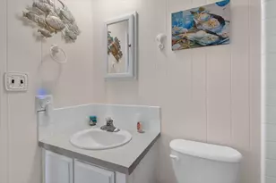 360 NE Jade Cir, Jensen Beach, FL 34957 - Photo 29
