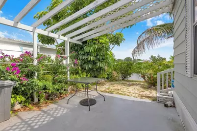 360 NE Jade Circle, Jensen Beach, FL 34957 - Photo 39