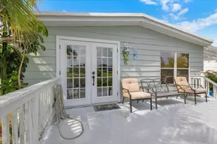 360 NE Jade Cir, Jensen Beach, FL 34957 - Photo 37