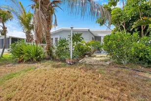360 NE Jade Cir, Jensen Beach, FL 34957 - Photo 41