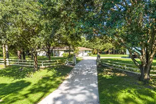 8645 Square Lake Dr, Palm Beach Gardens, FL 33418 - Photo 1