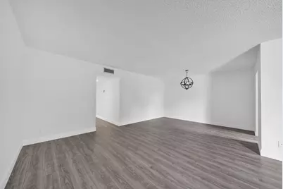 4550 NW 4th Street #B, Delray Beach, FL 33445 - Photo 5
