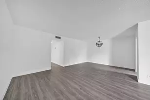 4550 NW 4th St, Delray Beach, FL 33445 - Photo 5