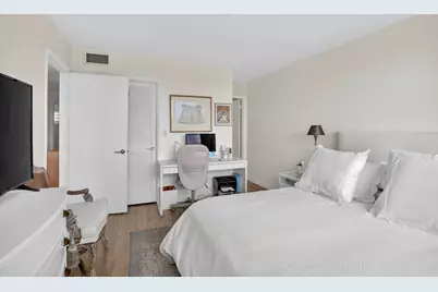 9820 S Hollybrook Lake Drive #306, Pembroke Pines, FL 33025 - Photo 11