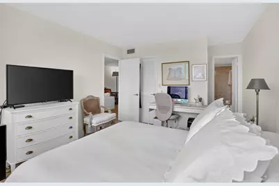 9820 S Hollybrook Lake Drive #306, Pembroke Pines, FL 33025 - Photo 21
