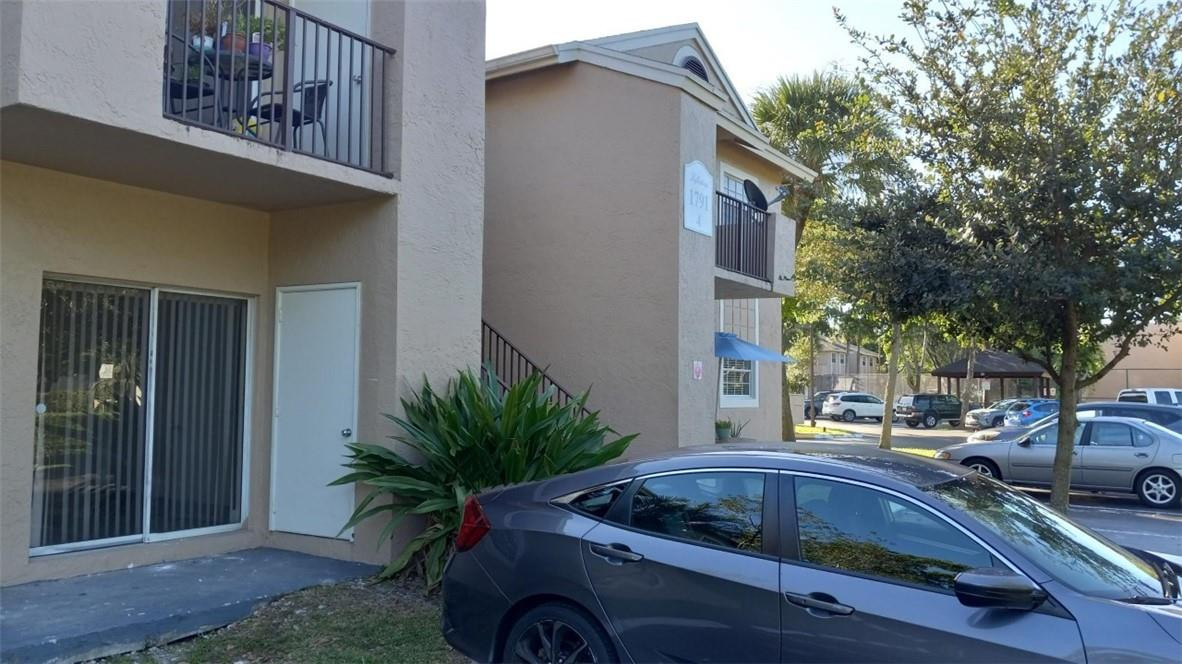 1791 NW 96th Terrace #4E - 1791 NW 96th Terrace #4E, Pembroke Pines, FL 33024 Luxury Property | Jose Angel Pina