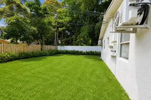 220 NW 12th Ct, Pompano Beach, FL 33060 - Photo 17