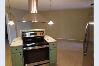 5725 Fernley Drive E #7, West Palm Beach, FL 33415 - Photo 1