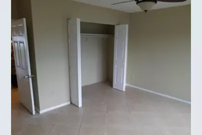 5725 Fernley Drive E #7, West Palm Beach, FL 33415 - Photo 5