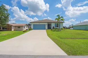 1689 SE Chello Ln, Port Saint Lucie, FL 34983 - Photo 7