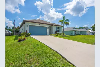 1689 SE Chello Lane, Port Saint Lucie, FL 34983 - Photo 9
