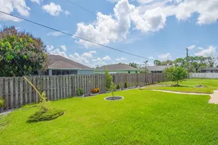 1689 SE Chello Ln, Port Saint Lucie, FL 34983 - Photo 43