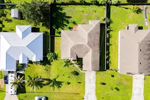 1042 SW Dartmouth Ave, Port Saint Lucie, FL 34953 - Photo 35