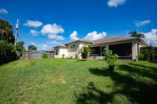 1042 SW Dartmouth Ave, Port Saint Lucie, FL 34953 - Photo 27