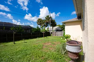 1042 SW Dartmouth Ave, Port Saint Lucie, FL 34953 - Photo 23