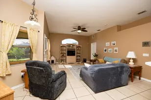 1042 SW Dartmouth Ave, Port Saint Lucie, FL 34953 - Photo 7