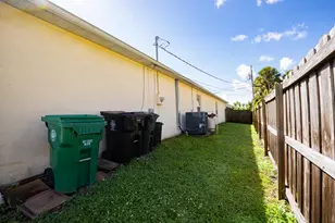 1042 SW Dartmouth Ave, Port Saint Lucie, FL 34953 - Photo 31
