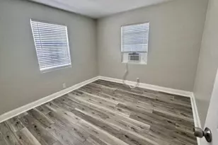 1025 13th St, West Palm Beach, FL 33401 - Photo 9