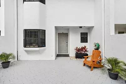 605 NE 19th Avenue, Deerfield Beach, FL 33441 - Photo 5