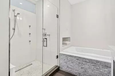 605 NE 19th Avenue, Deerfield Beach, FL 33441 - Photo 19