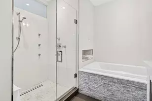 605 NE 19th Ave, Deerfield Beach, FL 33441 - Photo 19