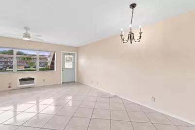 98 Norwich E, West Palm Beach, FL 33417 - Photo 3