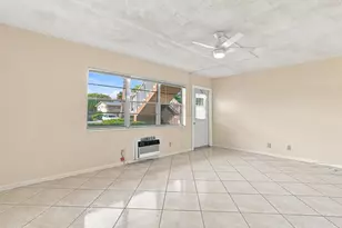 98 Norwich E, West Palm Beach, FL 33417 - Photo 5