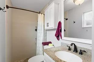 8621 NW 3rd St, Pembroke Pines, FL 33024 - Photo 31