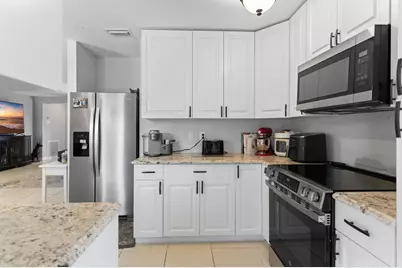 8621 NW 3rd Street, Pembroke Pines, FL 33024 - Photo 13