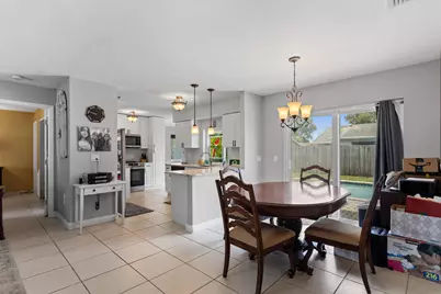 8621 NW 3rd Street, Pembroke Pines, FL 33024 - Photo 19