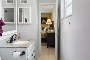 8621 NW 3rd St, Pembroke Pines, FL 33024 - Photo 19