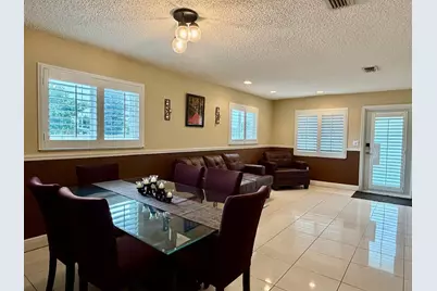 1092 W 32nd Street, Hialeah, FL 33012 - Photo 9