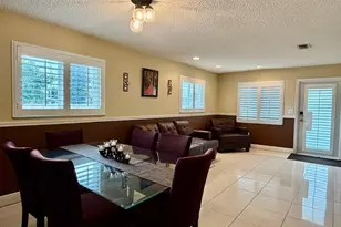 1092 W 32nd St, Hialeah, FL 33012 - Photo 9