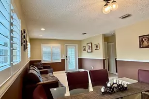 1092 W 32nd St, Hialeah, FL 33012 - Photo 13