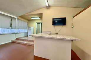 1092 W 32nd St, Hialeah, FL 33012 - Photo 15