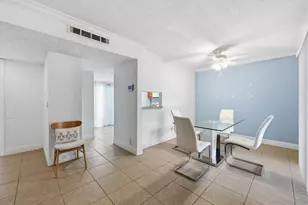 301 Lakewood Dr, Jupiter, FL 33458 - Photo 3