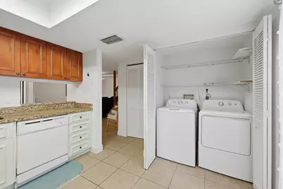 301 Lakewood Drive #8A, Jupiter, FL 33458 - Photo 41