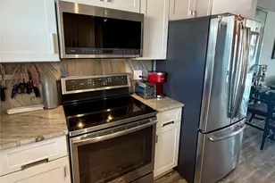 610 Tennis Club Dr, Fort Lauderdale, FL 33311 - Photo 3