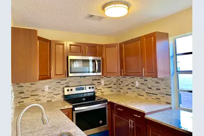 89 Normandy B, Delray Beach, FL 33484 - Photo 3