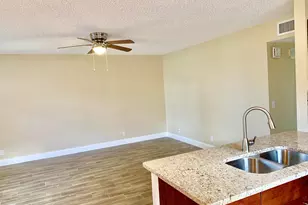 89 Normandy B, Delray Beach, FL 33484 - Photo 15