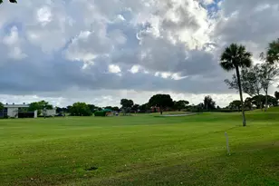 89 Normandy B, Delray Beach, FL 33484 - Photo 17