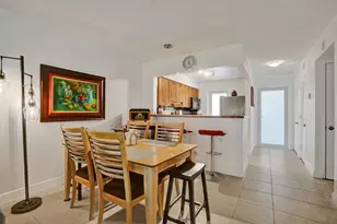 1040 SE 4th Ave, Deerfield Beach, FL 33441 - Photo 7