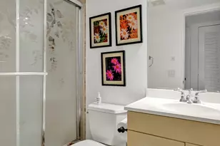 1040 SE 4th Ave, Deerfield Beach, FL 33441 - Photo 43